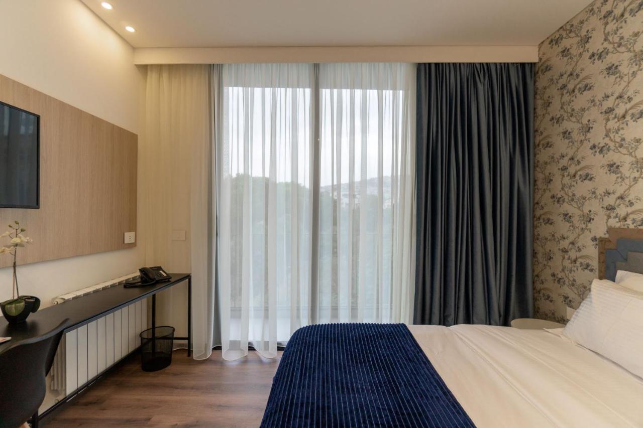 Votre Hotel Jounieh Exterior foto